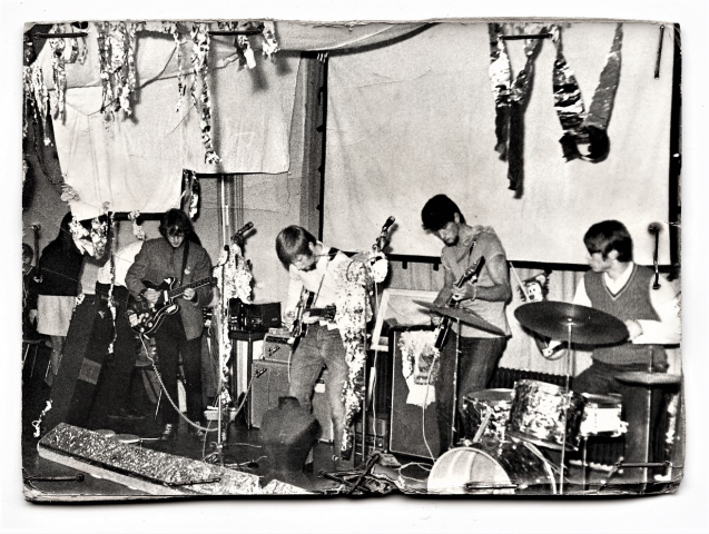 Optreden Teetotallers in Jongerencentrum Sirkel 1969 2