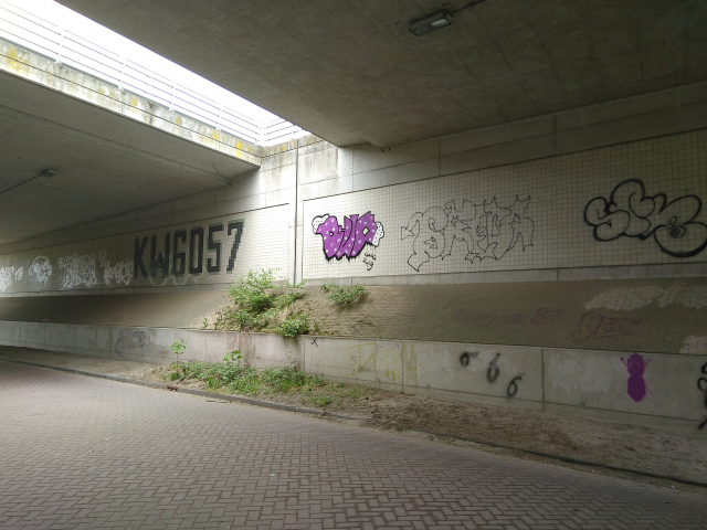 Doorgang onder snelweg bij Breda