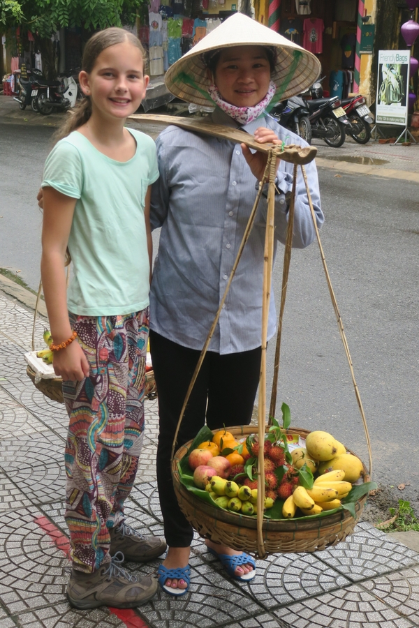 7 Hoi An dat juk is zwaar 