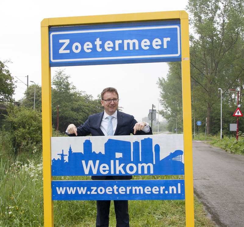 Onthulling P van Domburg bord Welkom Zoetermeernr 3605